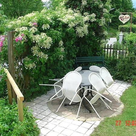 Haus Roserlheim بيت للعطل Pörtschach am Wörthersee