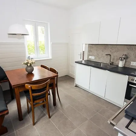 بيت للعطل Haus Roserlheim *